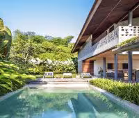Villa Casabama I Panjang, Piscine et jardin